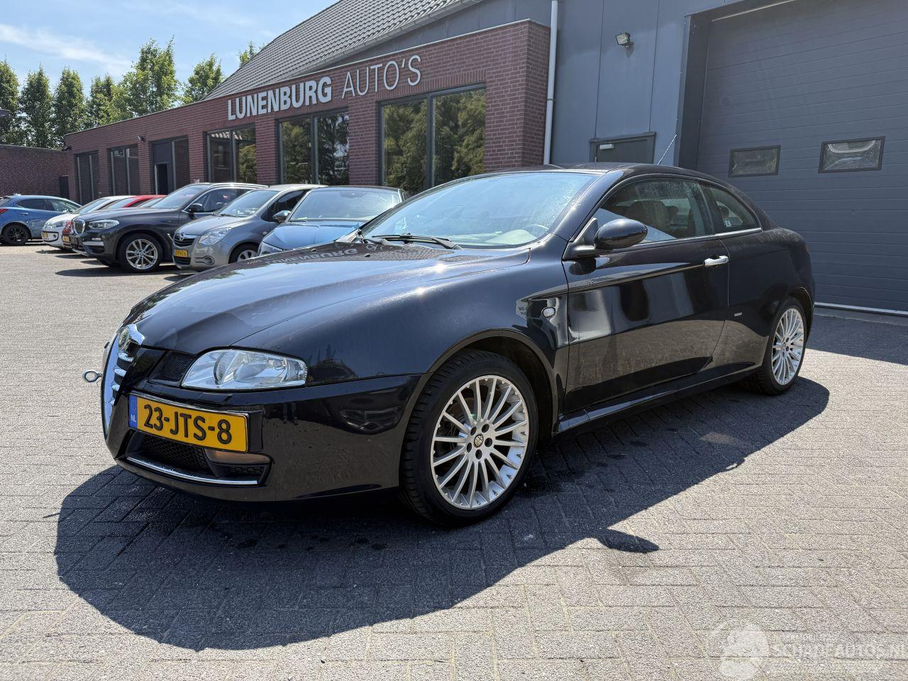Alfa Romeo GT 2.0 JTS Distinctive