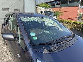 Kia Venga 1.4 CVVT 20th Anniversary (MPV 5-dr.) picture 13