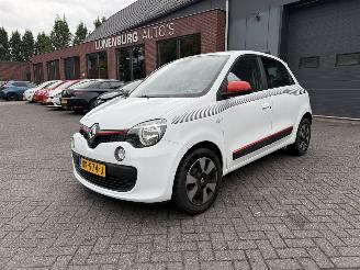 Voiture accidenté Renault Twingo 1.0 SCe Collection (Hatchback 5-dr.) 2017/2