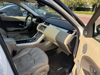 Land Rover Range Rover Evoque 2.0 Si 4WD Pure picture 14