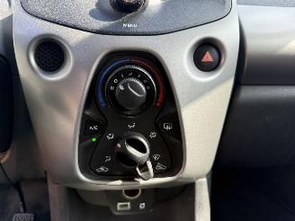 Peugeot 108 1.0 e-VTi Blue Lion AIRCO  (Hatchback 5-dr.) picture 18
