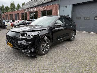 Vaurioauto  passenger cars Ford Kuga 2.5 PHEV ST-Line X (SUV 5-dr.) 2022/9