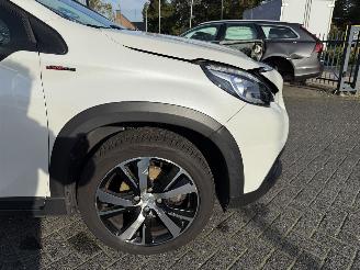 Peugeot 2008 1.2 PureTech GT-line (SUV 5-dr.) picture 35