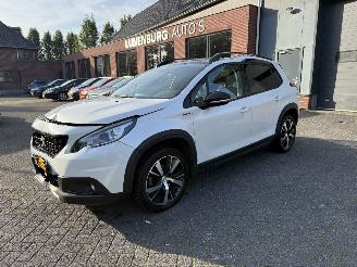 Vaurioauto  passenger cars Peugeot 2008 1.2 PureTech GT-line (SUV 5-dr.) 2018/6