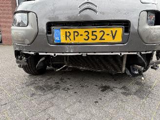Citroën C4 cactus 1.2 PureTech One-Tone (SUV 5-dr.) picture 10