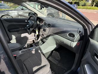 Ford Focus 1.8 Limited (Stationwagen 5-dr.) picture 17