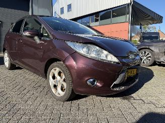 Ford Fiesta 1.4 Titanium (Hatchback 5-dr.) picture 32