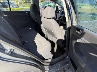 Volkswagen Golf 1.6 FSI Comfortline  AUTOMAAT (MPV 5-dr.) picture 33