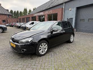 Unfallwagen Volkswagen Golf 1.6 TDI Highline BlueMotion 2011/9