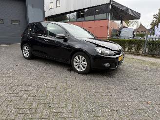 Volkswagen Golf 1.6 TDI Highline BlueMotion picture 41
