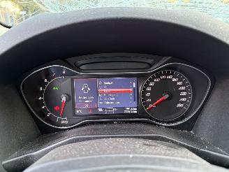 Ford Mondeo 1.6 EcoBoost Titanium (Hatchback 5-dr.) picture 14