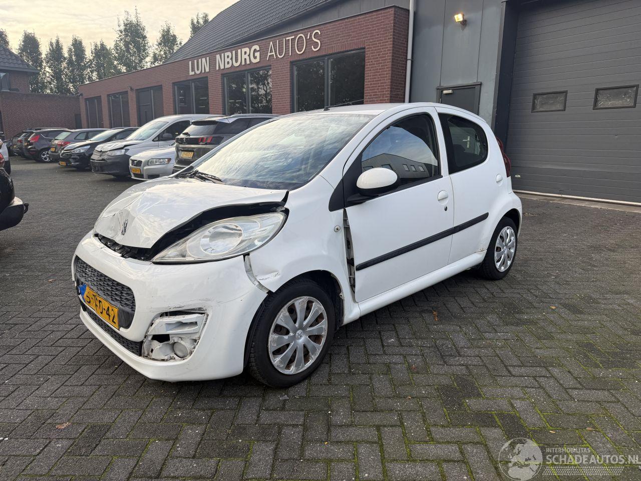 Peugeot 107 1.0 Active (Hatchback 5-dr.)
