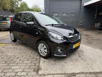 Unfallwagen Peugeot 108 1.0 e-VTi Active (Hatchback 5-dr.) 2021/10