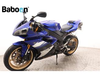 Yamaha  YZF-R1 picture 4