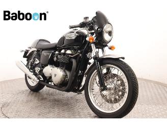 Triumph Thruxton 900  picture 2