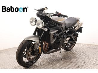 Triumph Street Triple R picture 4