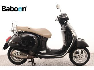 danneggiata motocicli Vespa  GTS 250 I.E. 2016/5