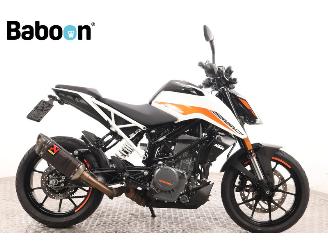 škoda motocykly KTM 390 Duke ABS 2022/6