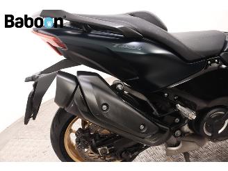 Yamaha  T-MAX 560 Tech Max ABS picture 13