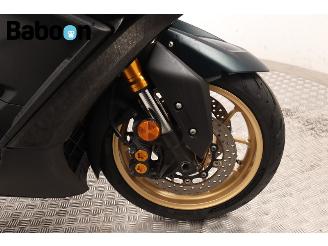 Yamaha  T-MAX 560 Tech Max ABS picture 10