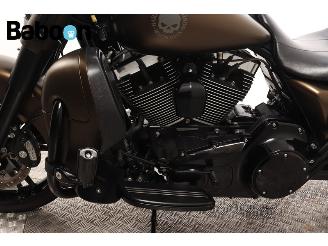 Harley-Davidson  FLHX Street Glide picture 20