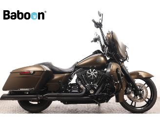 skadebil motor Harley-Davidson  FLHX Street Glide 2016/6