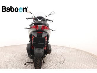 Piaggio MP3 300 HPE Sport picture 7