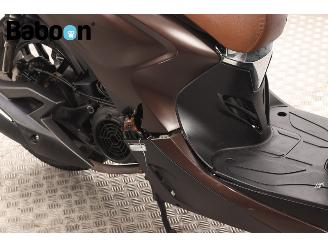 Kymco  150i New People S A picture 11