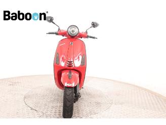 Vespa  Primavera 45KM picture 3