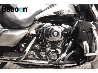 Harley-Davidson  FLHTCUI Ultra Glide Classic 100Th Anniversary picture 16