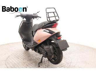 Piaggio  Zip 45KM picture 6