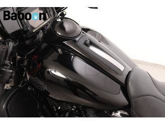 Harley-Davidson  FLHTK Ultra Glide Limited ABS picture 22