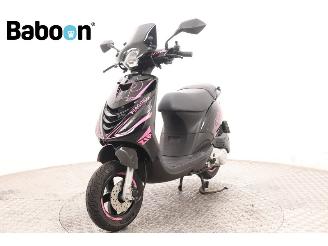 Piaggio  Zip 45KM picture 4