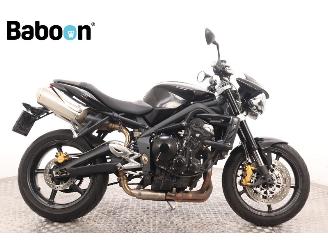 dañado motos Triumph Street Triple  2010/3
