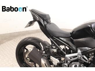 Kawasaki Z 900  picture 11