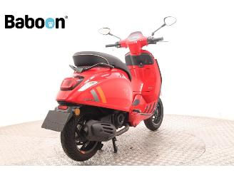 Vespa  Sprint 4T Racing 60s 45KM picture 8