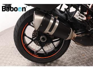 KTM  1290 Super Duke GT picture 13