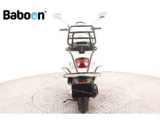 Vespa  Sprint 25KM picture 7