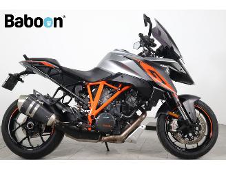 uszkodzony motocykle KTM  1290 Super Duke GT ABS 2016/4