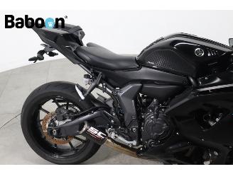 Yamaha  YZF- R7 picture 11