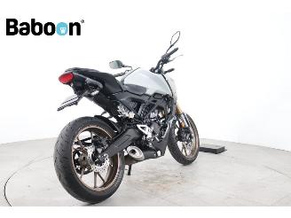 Honda CB 125 R picture 2