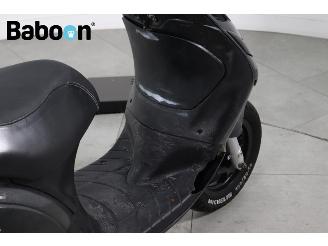 Piaggio  Zip 45KM picture 12