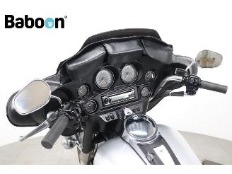 Harley-Davidson  FLHTCUI Ultra Glide Classic 100Th Anniversary picture 18