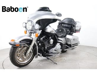 Harley-Davidson  FLHTCUI Ultra Glide Classic 100Th Anniversary picture 4