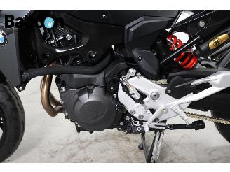 BMW F 900 R A2 Triple Black picture 21