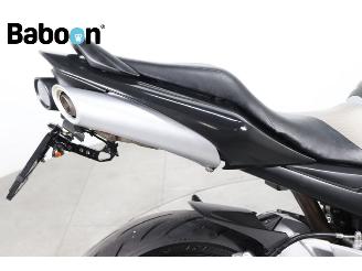 Suzuki  GSR 600 picture 14