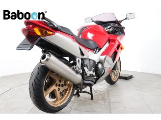Honda VFR 800 FI picture 8