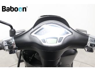 Vespa  Sprint 45KM picture 12