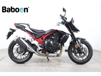  Honda CB 750 Hornet 2025/8