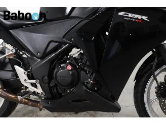 Honda CBR 250 R picture 16